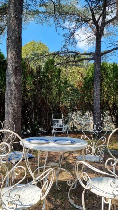 Casa Con Giardino: Варацце Экстерьер фото