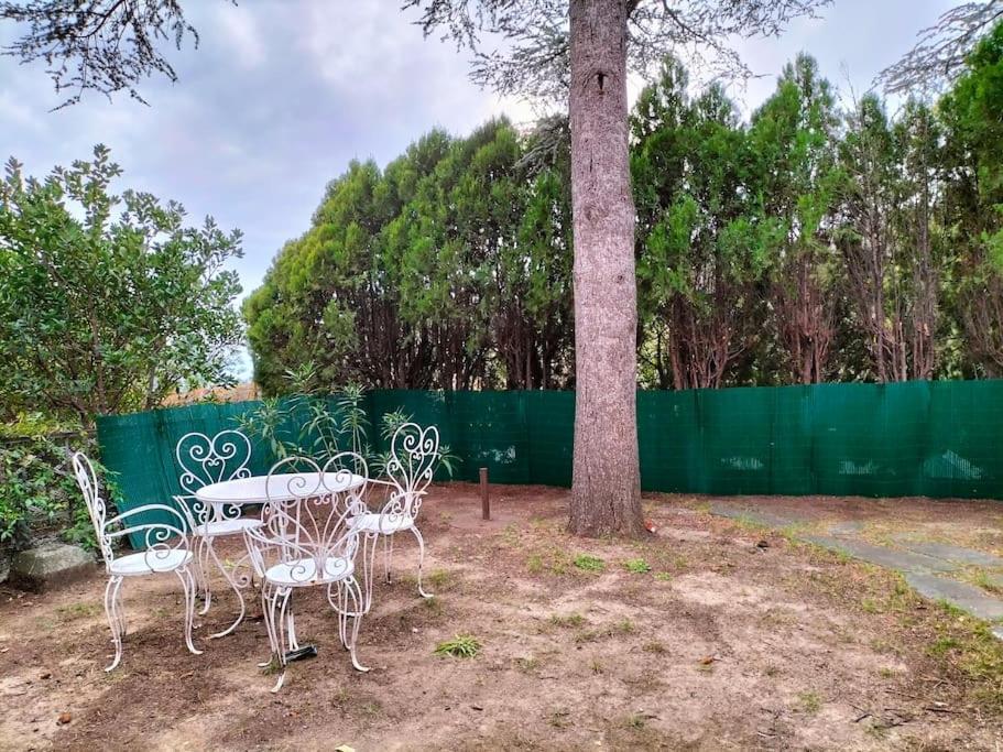 Casa Con Giardino: Варацце Экстерьер фото